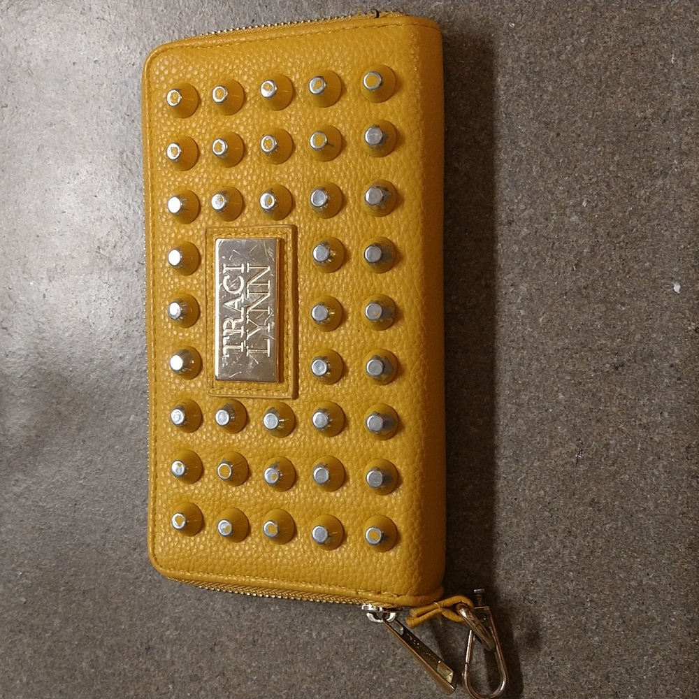 Tracy Lynn Wallet